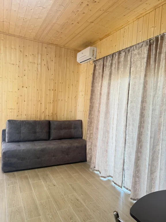 Домик у старого озера