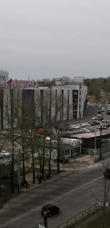 Квартира с панорамным видом на город у аэропорта