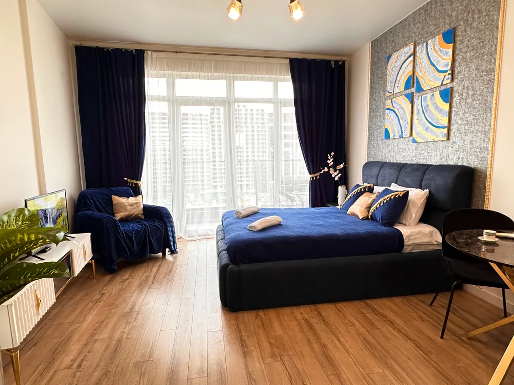 Квартира Золотая студия, бассейн + парковка free, жк white sails — Батуми