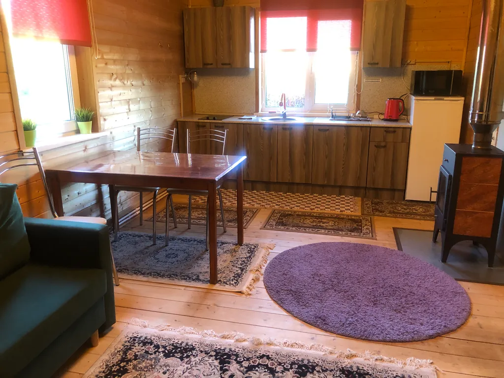 Коттедж Домик у леса с камином — Малая Брембола