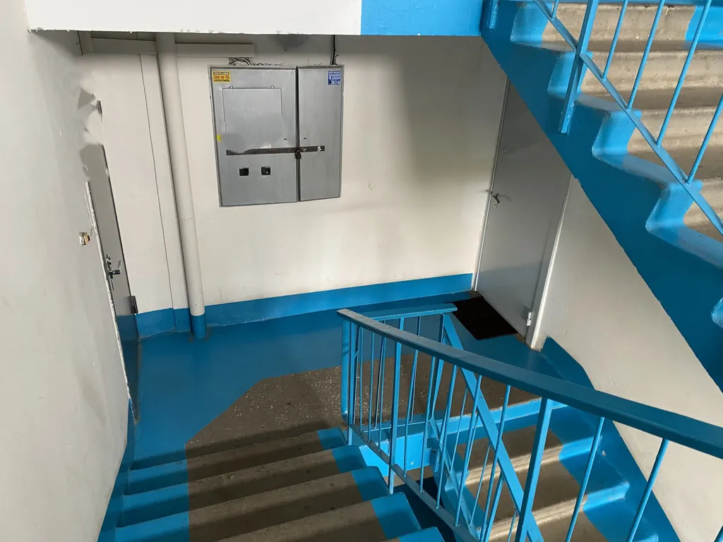 Первая речка, рядом с пляжем на мысе Кунгасный