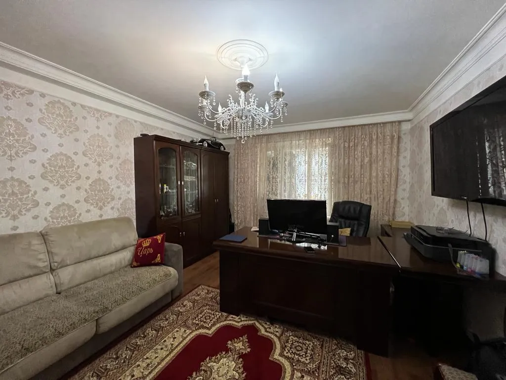 4-комнатная Квартира