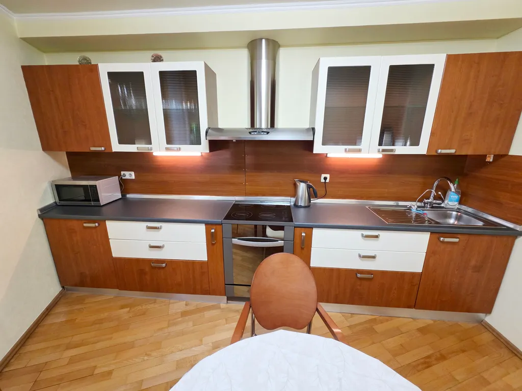 Большая, классная 2-х комнатная квартира