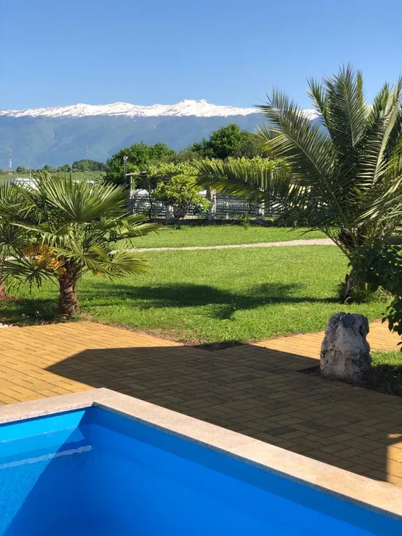 Вилла с бассейном