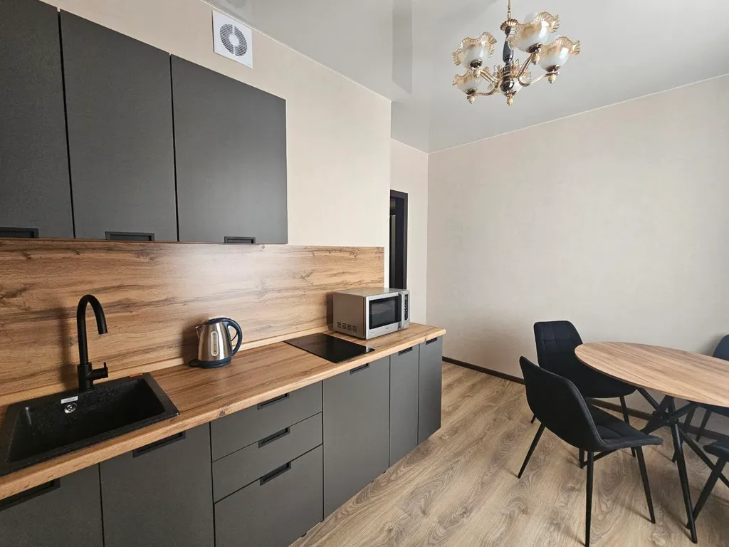 Квартира Квартира Крупногабаритная 1-комнатная — Красноярск