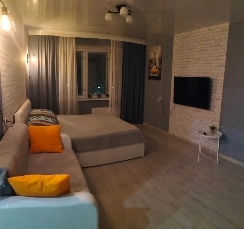 Уютная квартира с видом на берёзовую рощу