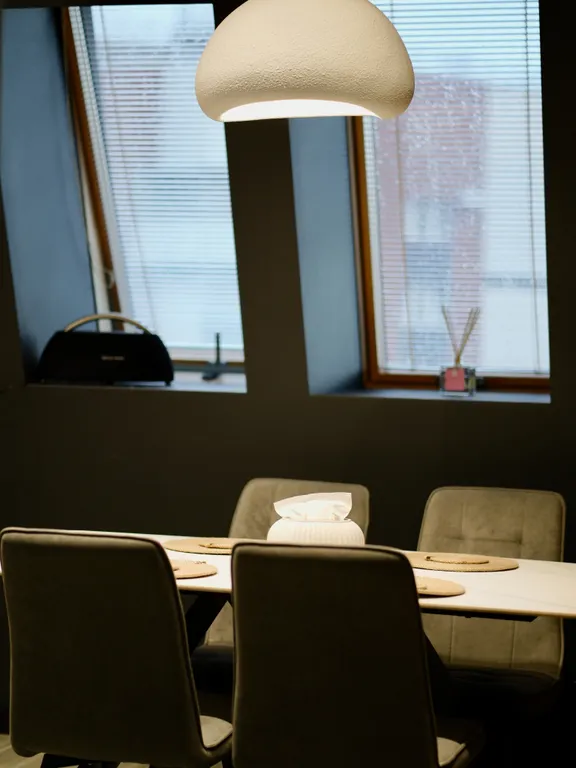 Дизайнерская евродвушка у канта на набережной