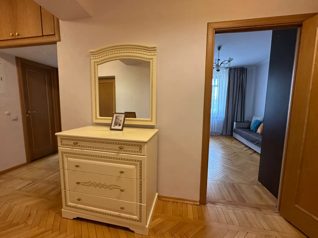 Квартира Двухкомнатная квартира — Москва