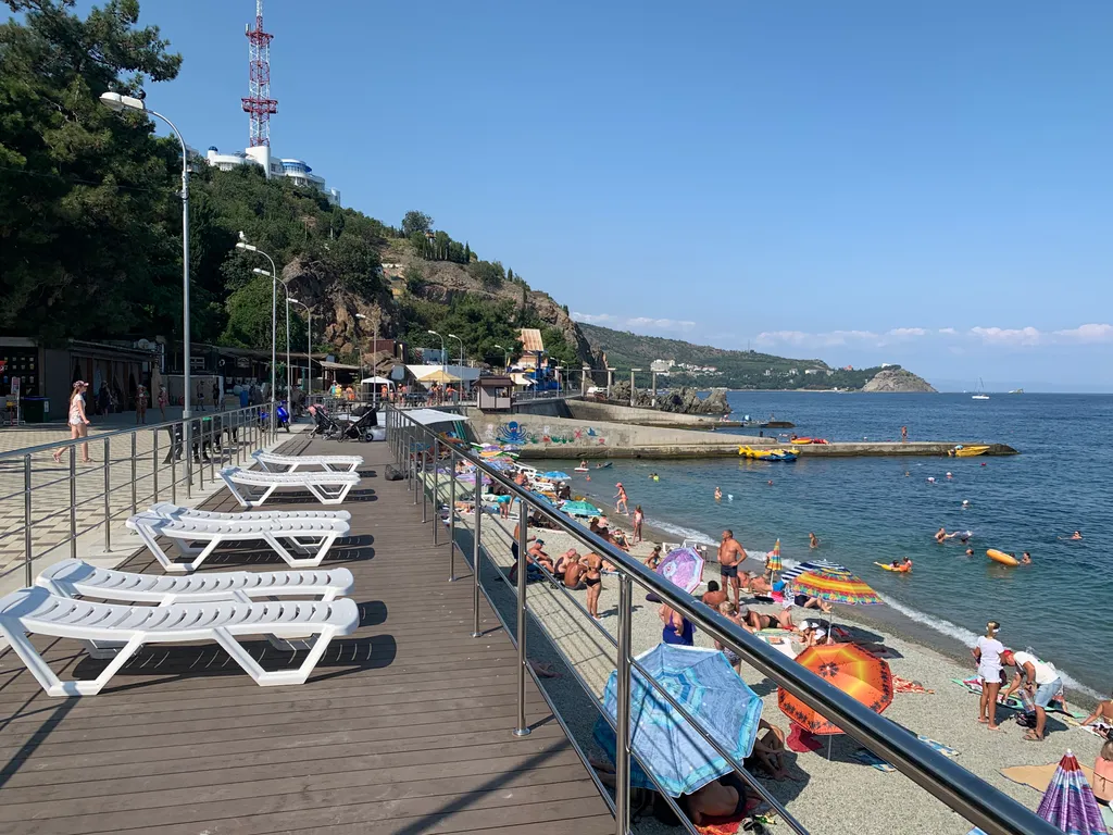 Премиум студия с террасой на 1 линии