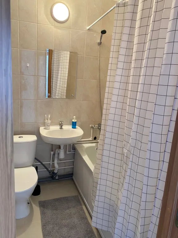 Квартира Просторная квартира в 5 мин от НИИ Петрова/Гранова — Песочный