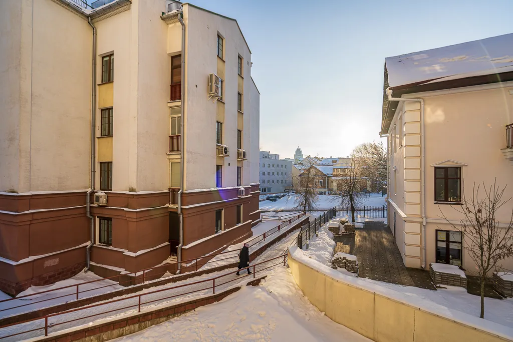 Квартира Апартаменты 4-х комнатная квартира — Минск
