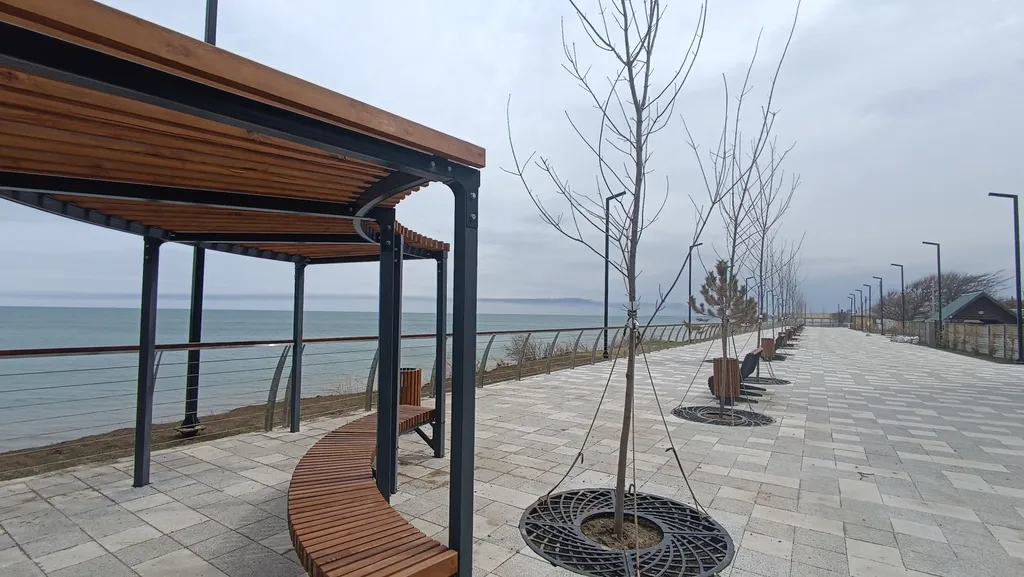 Коттедж Дом из бруса на участке 6 соток — Кучугуры