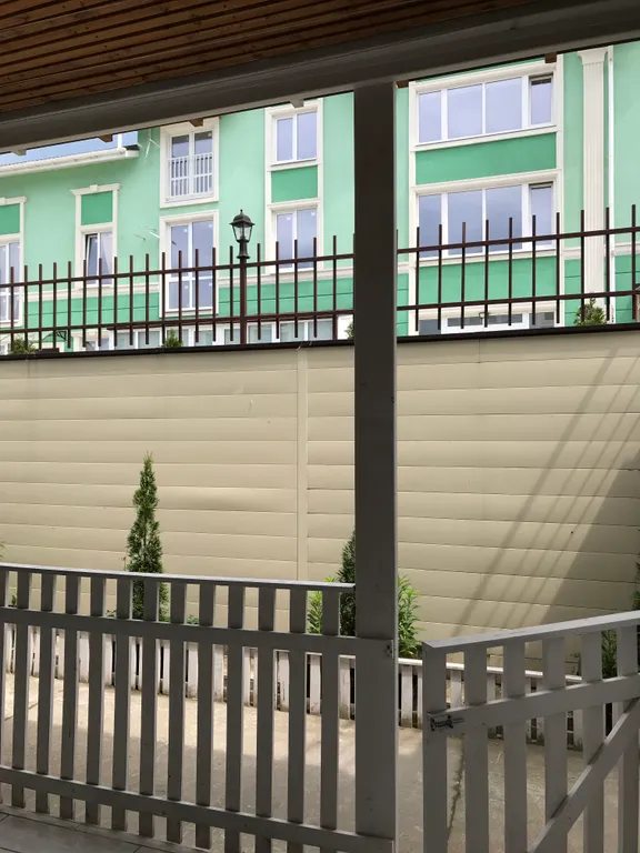 Студия с верандой и бассейном на территории комплекса