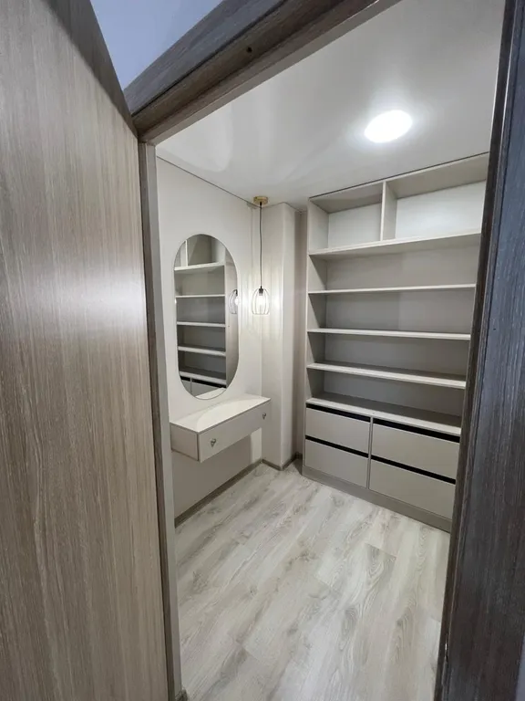 Просторная 3-комнатная квартира в тихом районе Горный