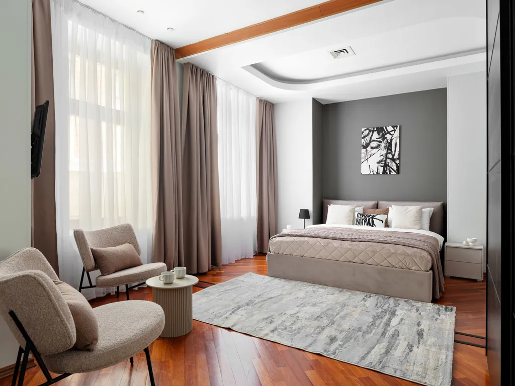 Просторная четверка в особняке на Старом Арбате