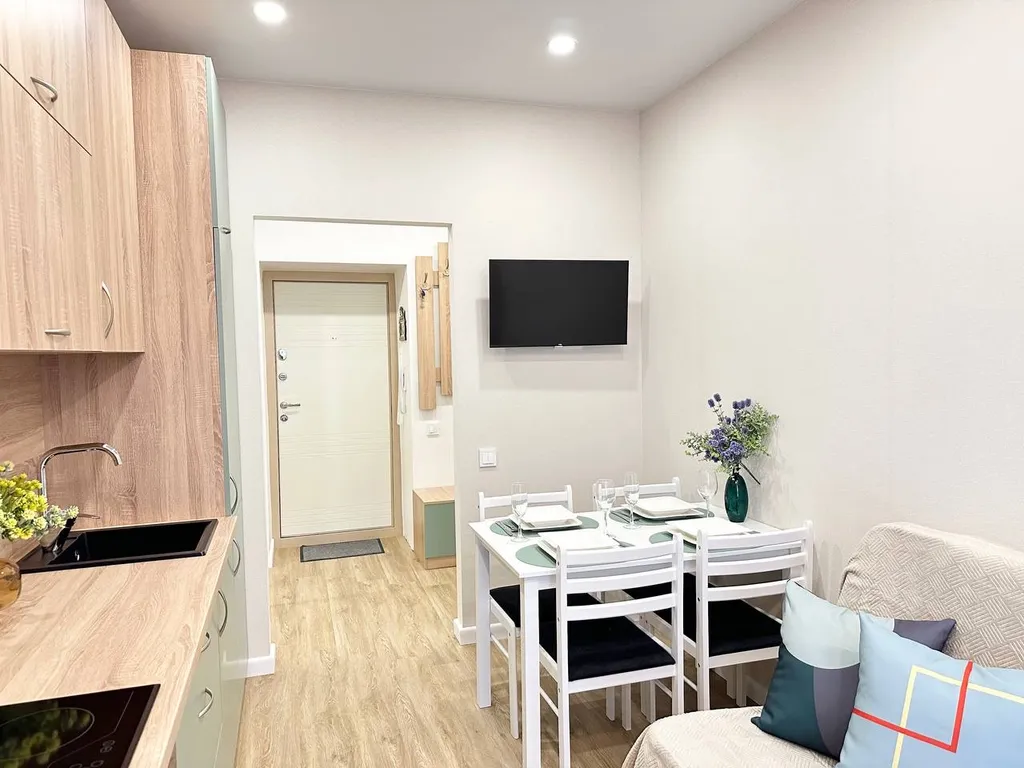 Уютная квартира у парка света