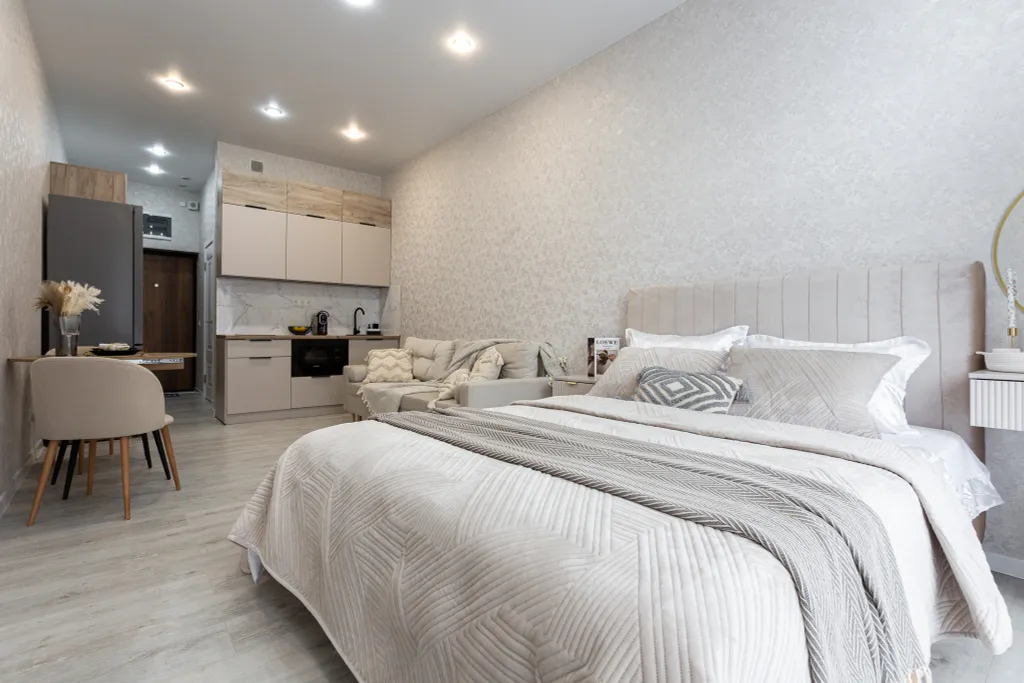 Студия с балконом и видом на лесопарк