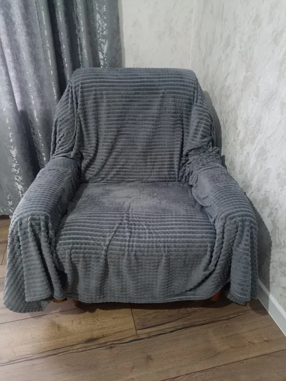 Большой дом для мероприятий с бассейном, баней и большой беседкой