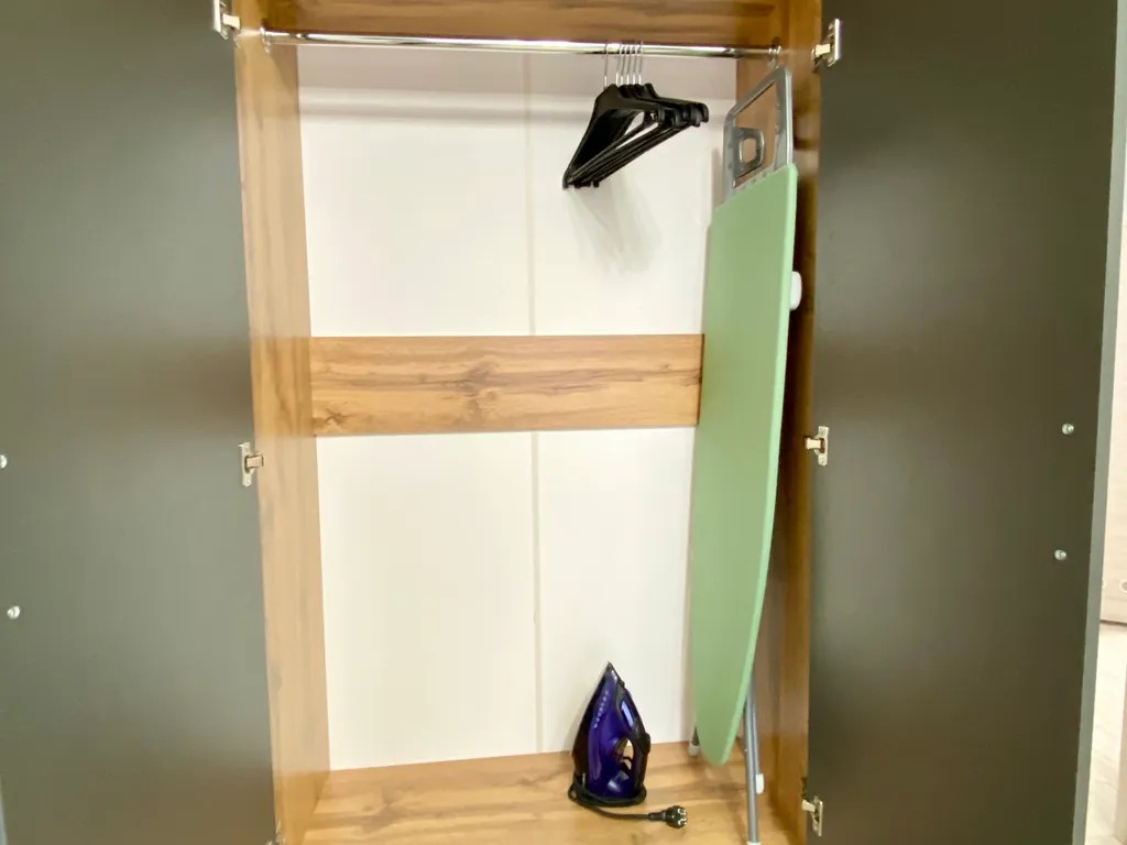 Евро-двухкомнатная с шикарным видом на реку Кама и город