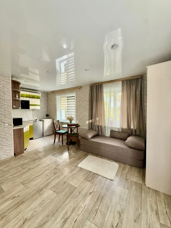 Теплая светлая квартира — аренда посуточно в Корсаков