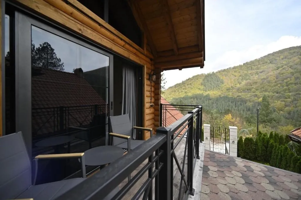 4-комнатный Дом