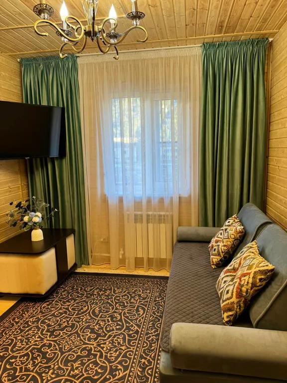 Гостевой дом с детской площадкой