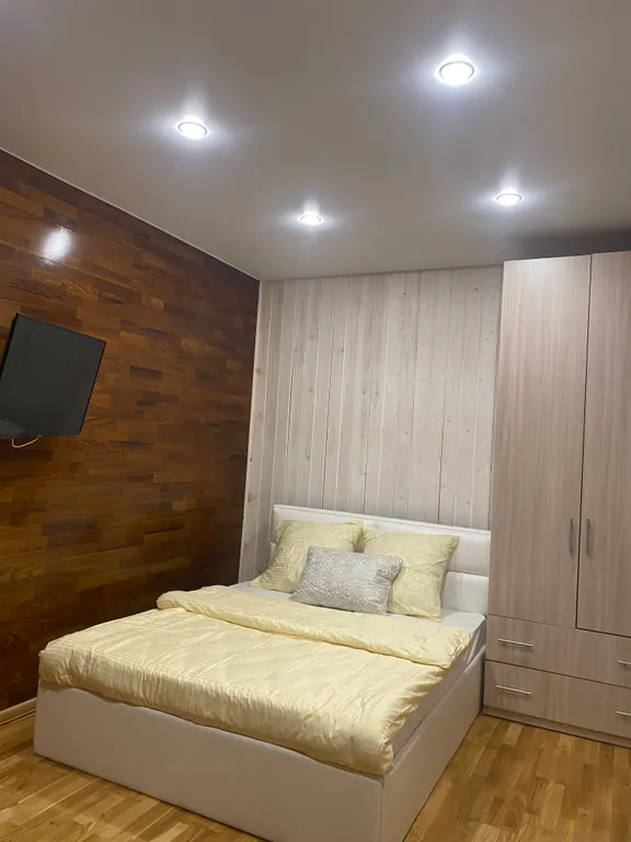 Дом для отдыха с камином, баней, оформлением к празднику