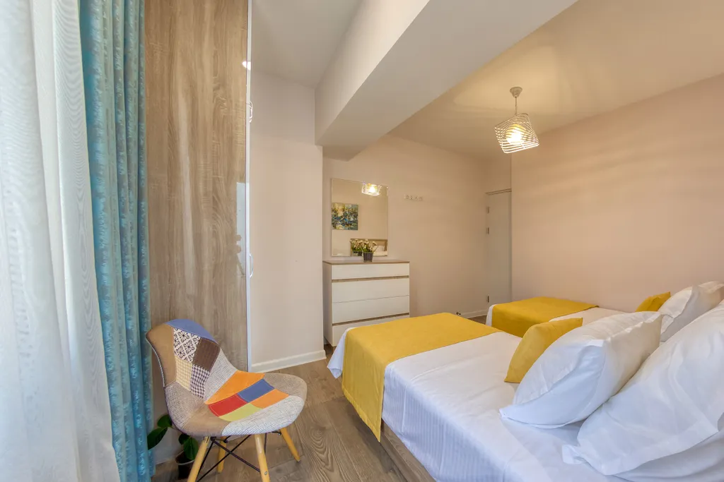 Sayat Nova 4 -Northern Avenue- -Opera House-