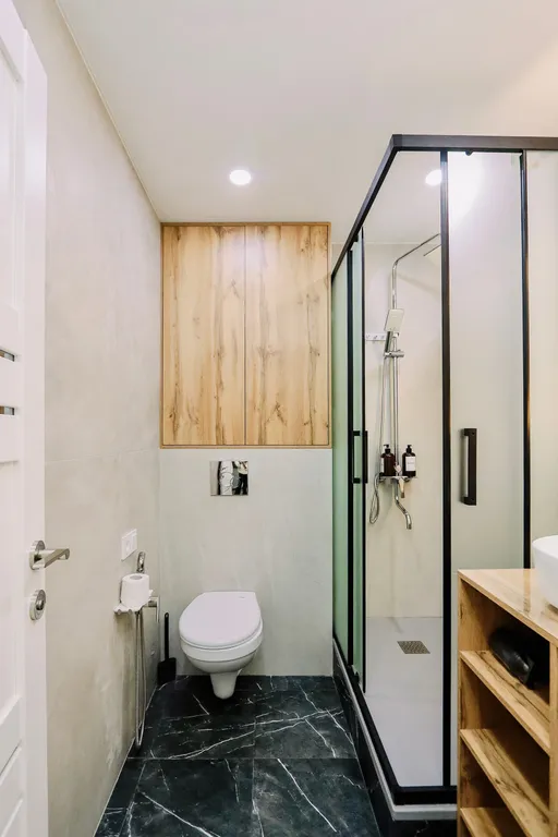 Дизaйнepcкая квартиpа пpемиум-клаccа c бaлкoном