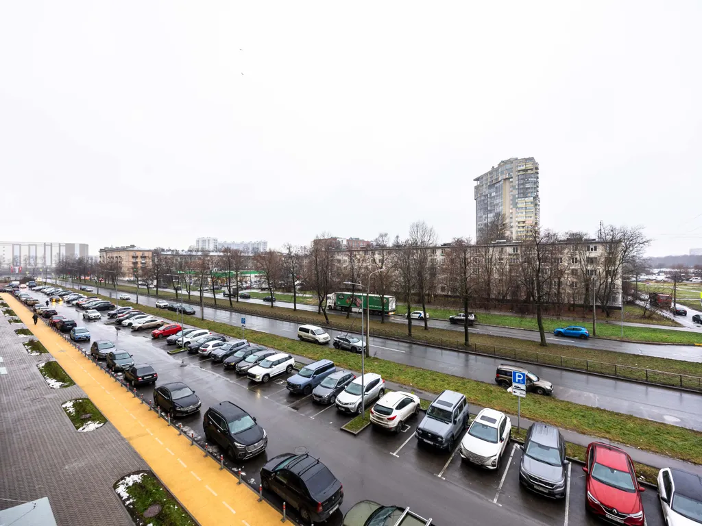 Квартира Квартира Просторная студия на Октябрьской Набережной — Санкт-Петербург