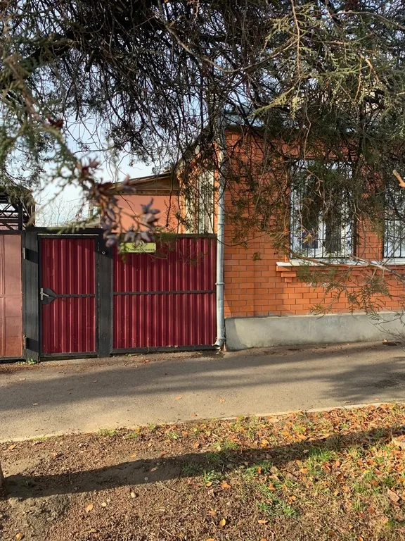 Полдома в центре города недалеко центр. рынок, удобный выезд в горы