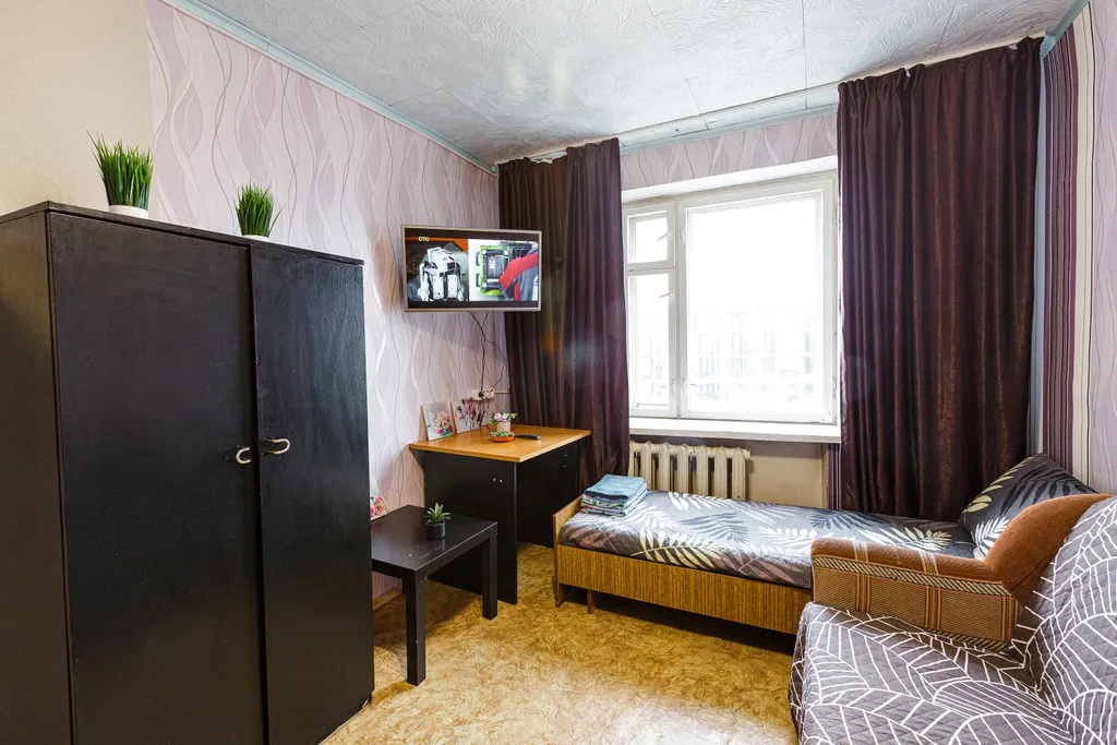 Двухкомнатная квартира в 2-х остановках от парка