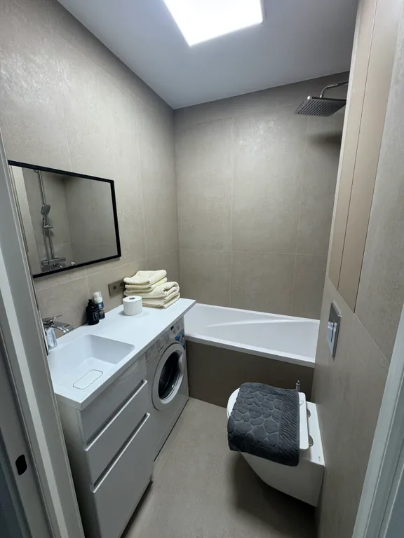 Студия на Патрокле с видом на море