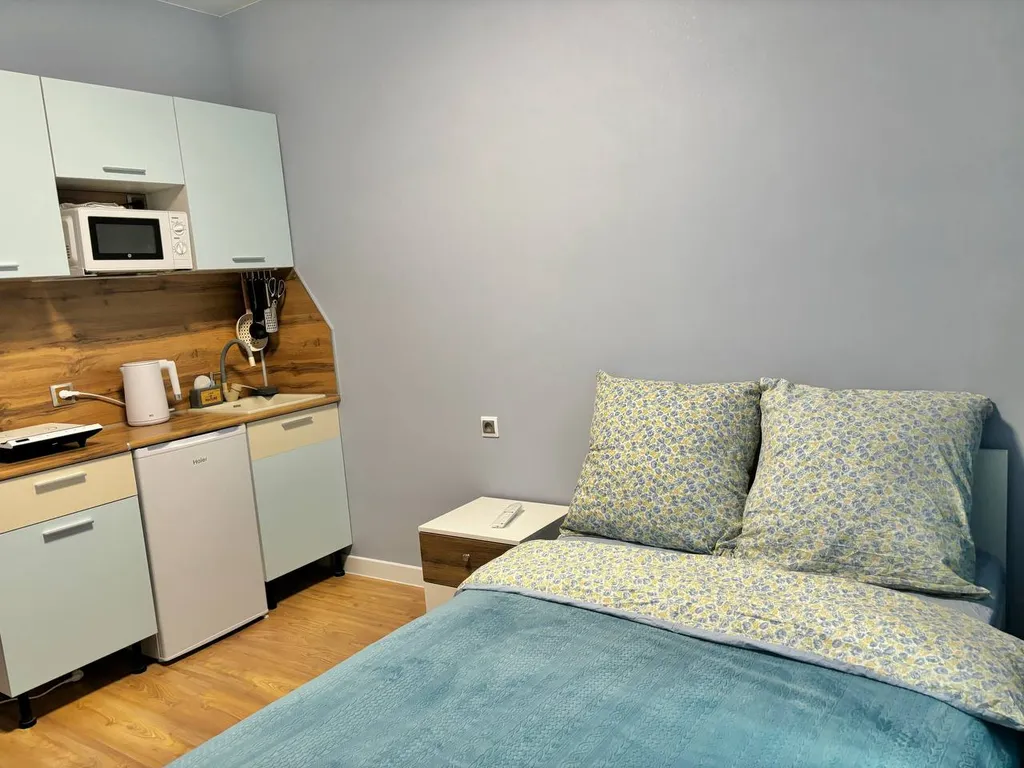 Студия рядом с авторынком