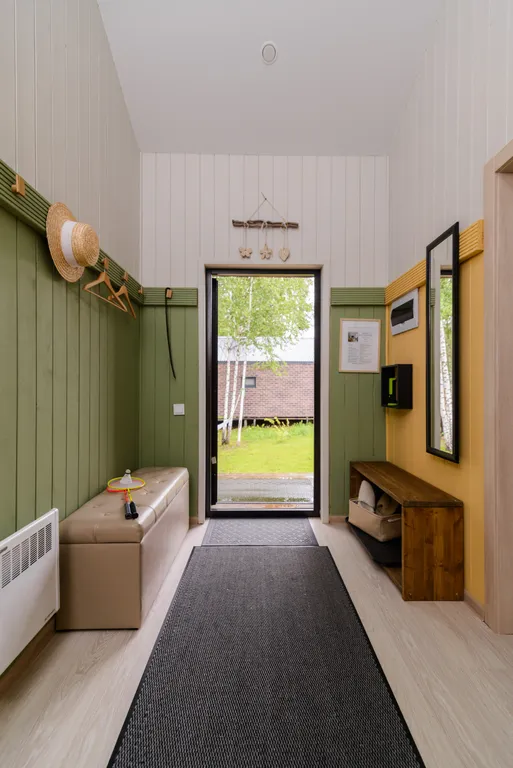 Дом с патио зоной на террасе