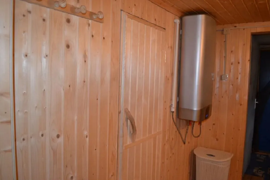 Дом-баня на берегу озера Уросозеро