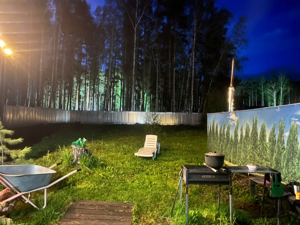 Дача на озере с баней и чаном