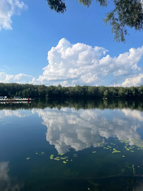 Дом у озера для двоих