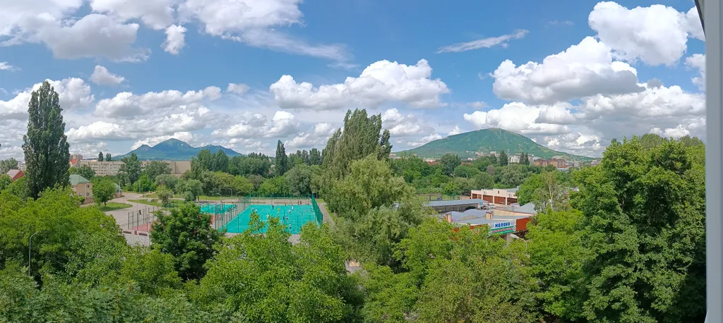 Уютная квартира у реки с панорамным видом на горы Машук и Бештау