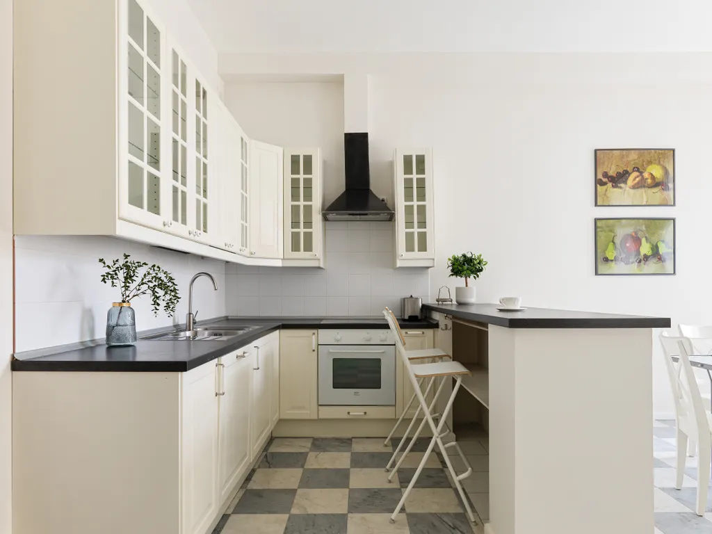 У Невского с видом на Фонтанку