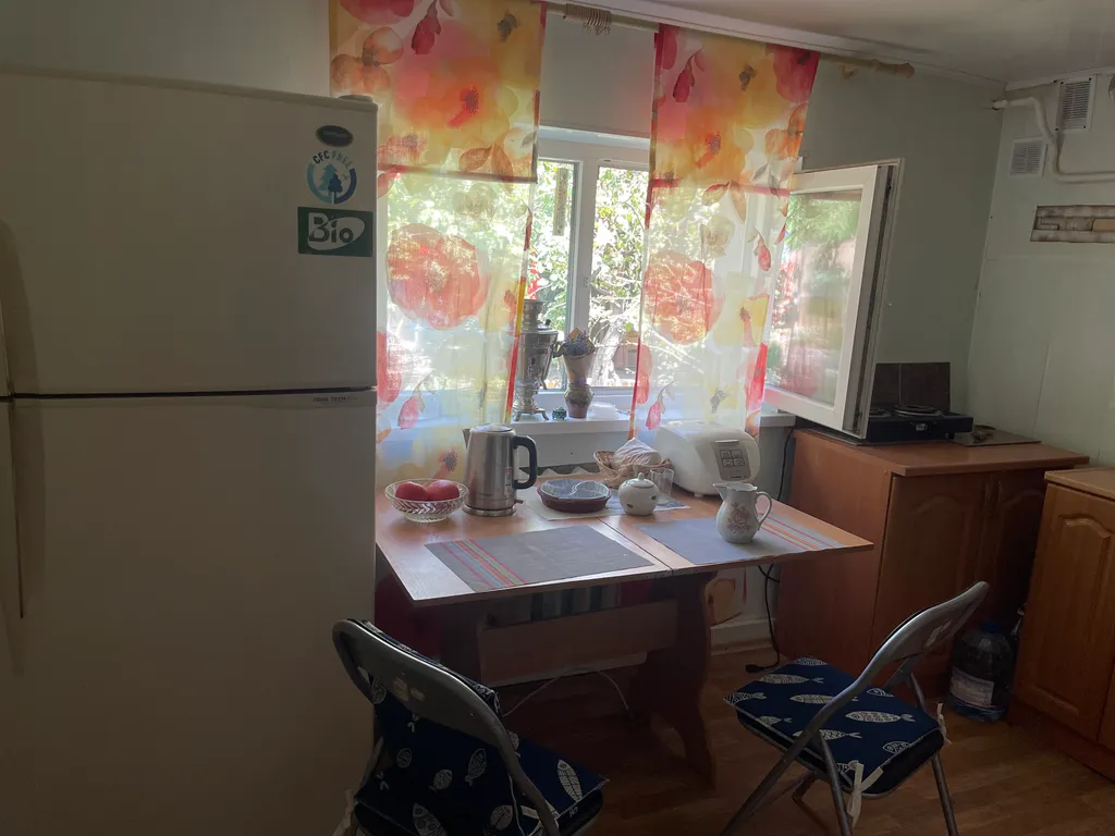 Частный дом.Участок 5 соток.Без соседей.В пешей доступности от моря