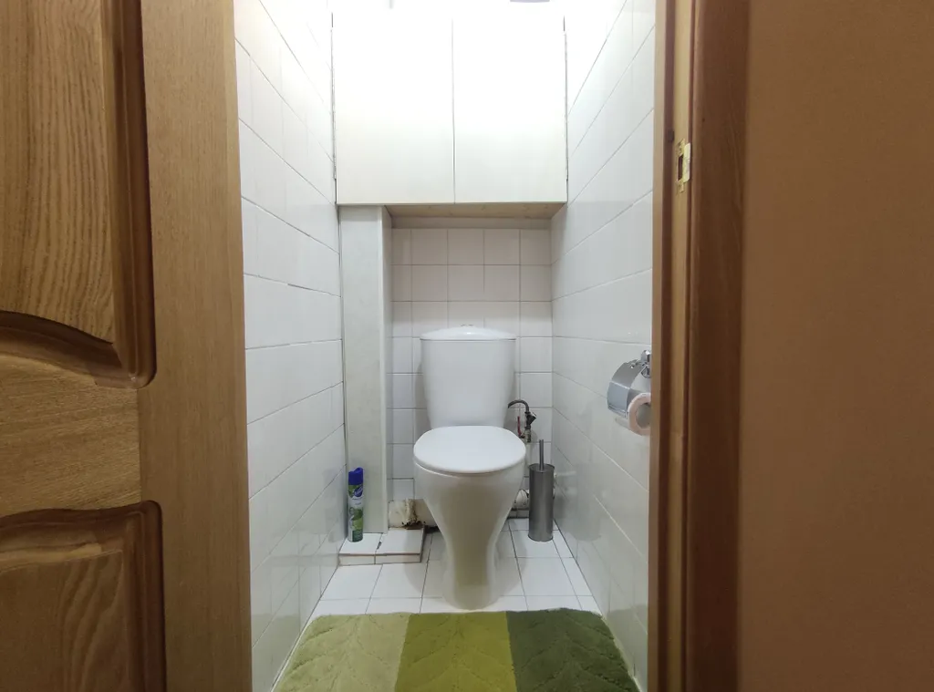 Квартира 3-комнатная квартира ochre apartament у Нефтегазового университета — Тюмень