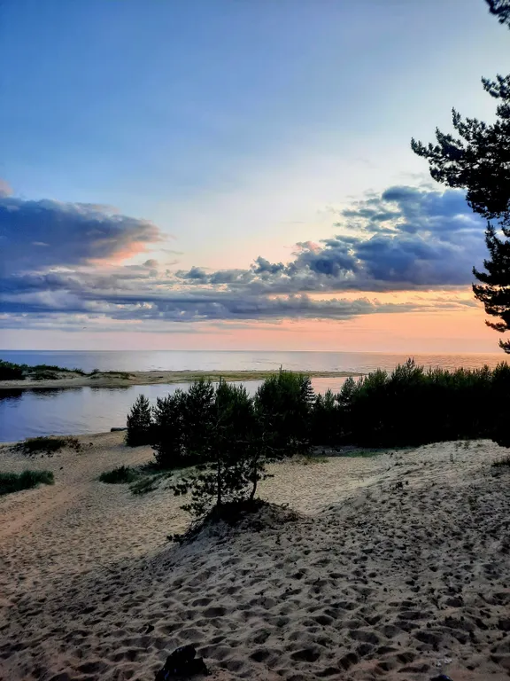 Коттедж Незабываемый отдых в доме с видом на реку и лес — Нурмойла