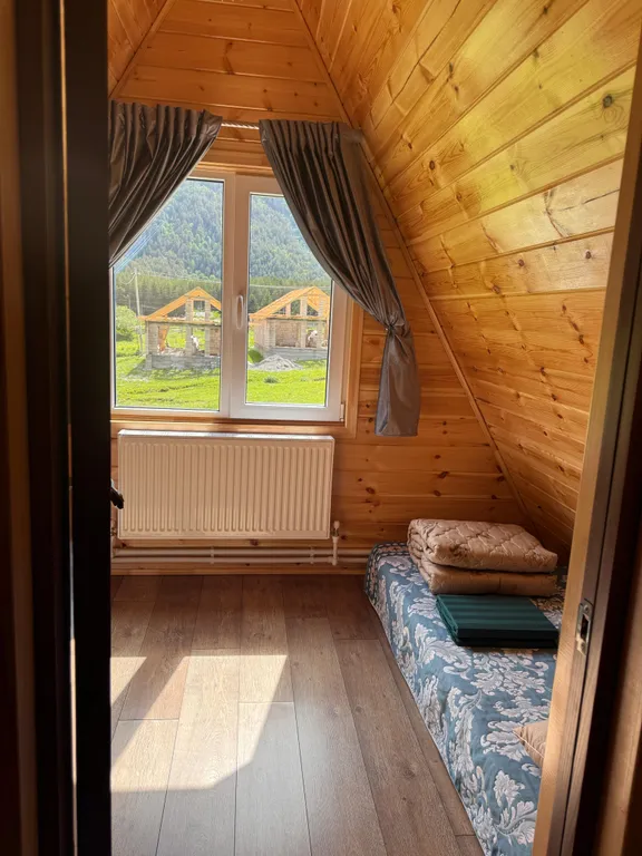 Новый уютный А-фрейм дом