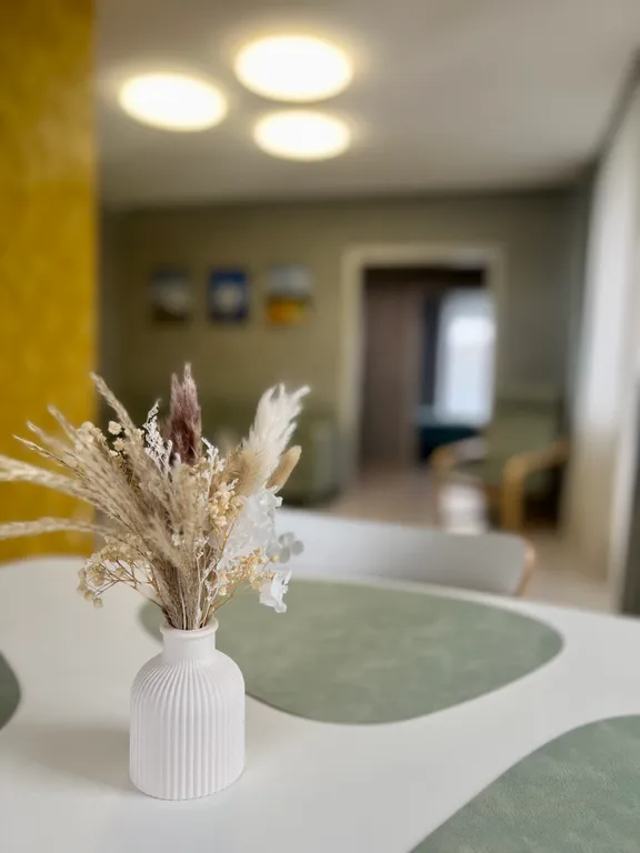 Видовые апартаменты 3-комнатные с террасой