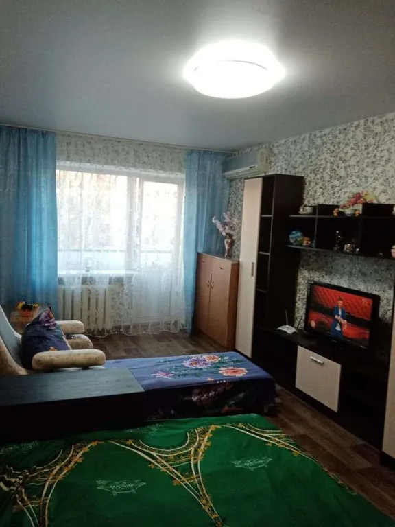 Благоустроенная двухкомнатная квартира