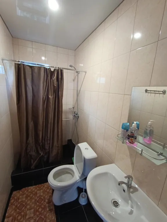 Двухместный номер стандарт с собвеным душевым и туалетом