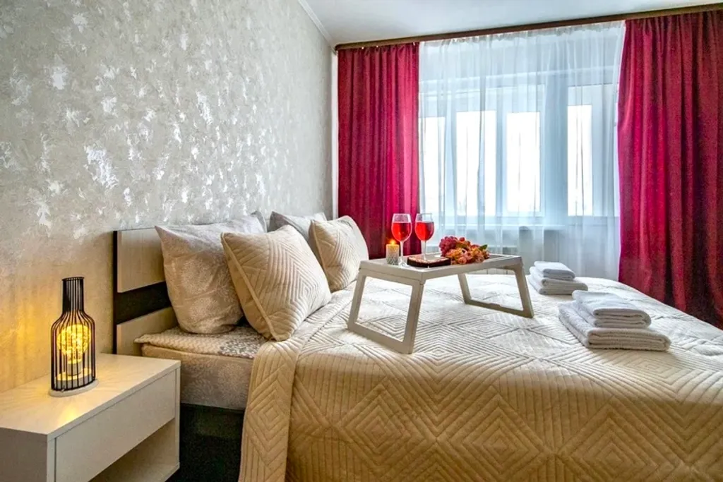 Прекрасная квартира в географическом центре — аренда посуточно в Новый Уренгой