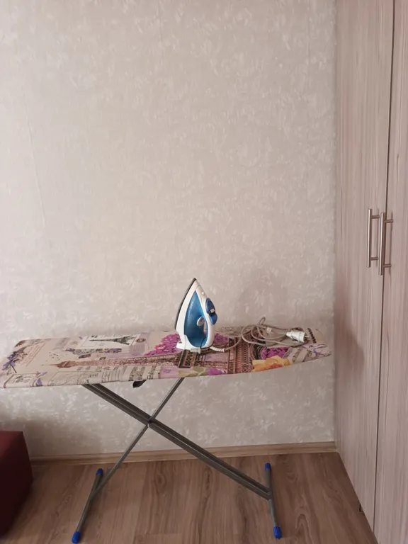 Квартира с новым оригинальным ремонтом, начало Комсомольского проспекта