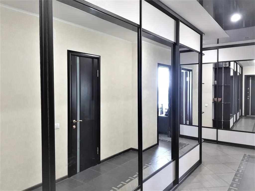 Двухкомнатная квартира на 15 этаже с панорамными окнами